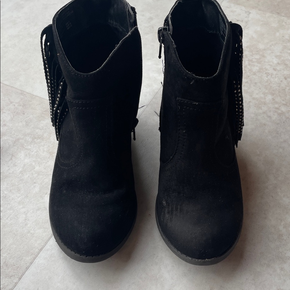 Girls Black Suede Ankle Boots - Picture 5 of 5